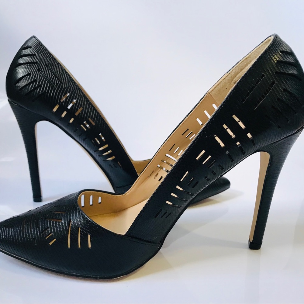 Call It Spring - MOLARA - Blk heels